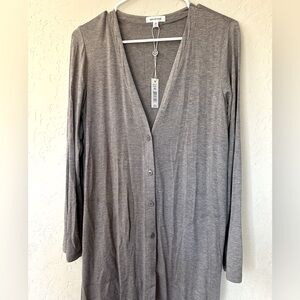 Brand:Max Studio| Size: XS| Women’s Light Cardigan| Coloring: Tannish Gray|